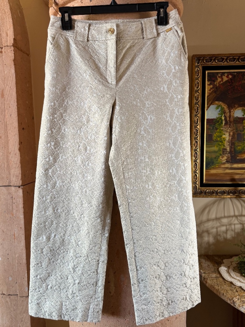 NWOT St John Women’s Beige Snake Print Metallic Pants Size 4